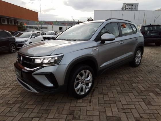 VOLKSWAGEN TAOS 1.4 250 TSI TOTAL FLEX COMFORTLINE AUTOMÁTICO
